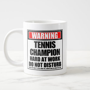 Grande Tasse Avertissement Champion De Tennis Dur Au Travail