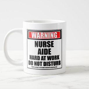 Grande Tasse Avertissement L'Infirmière Aide Dur Au Travail Ne