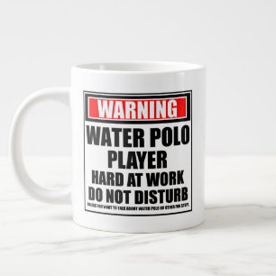 Grande Tasse Avertissement Water Polo Joueur dur au travail