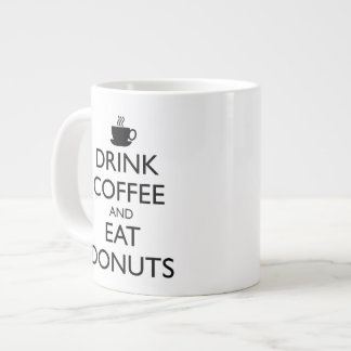 GRANDE TASSE BOIRE DU CAFÉ ET MANGER DES DONUTS