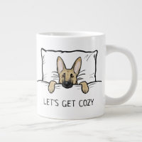 Chien berger allemand mignon concocté dans un lit