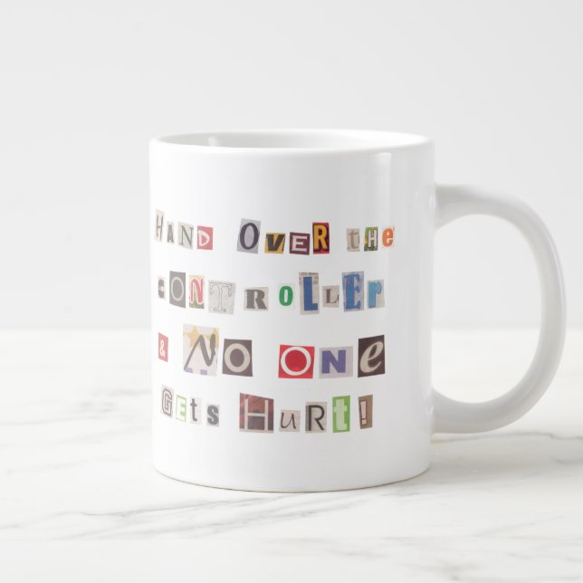 Grande Tasse Collage de notes de rançon sur le contrôleur (Droite)