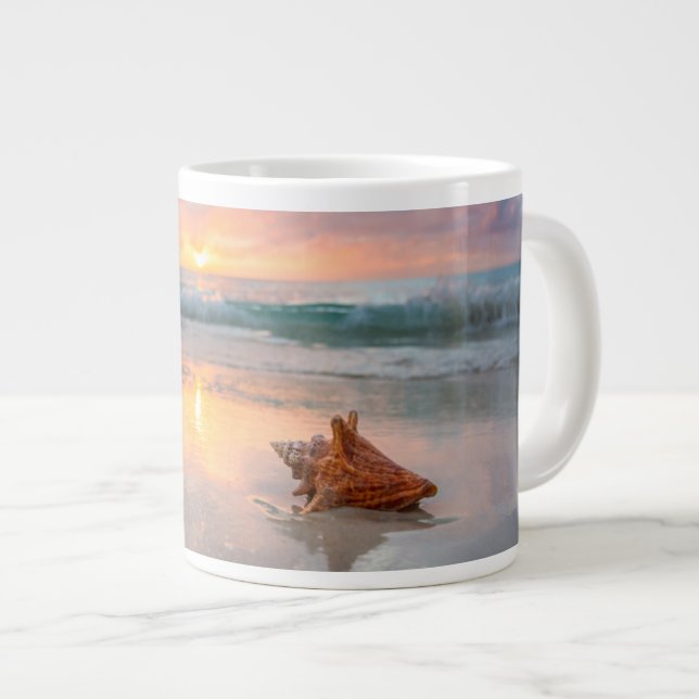 Grande Tasse Coquille de conque sur la plage| Jamaïque (Devant droit)