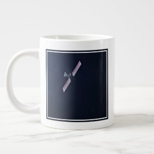 Grande Tasse Dragon Xl Spacecraft S'Approche D'Une Passerelle L
