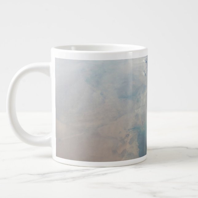Grande Tasse Eaux Bleues Tropicales Du Golfe Persique. 2 (Gauche)