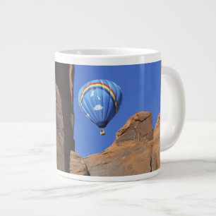 Grande Tasse États-Unis, Utah, Monument Valley. Une montgolfièr
