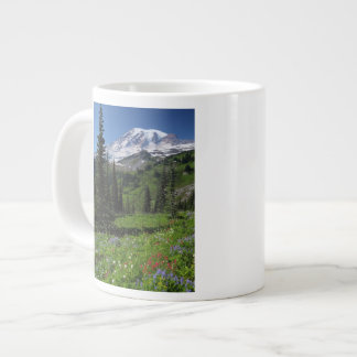 Grande Tasse Fleurs sauvages chez le mont Rainier