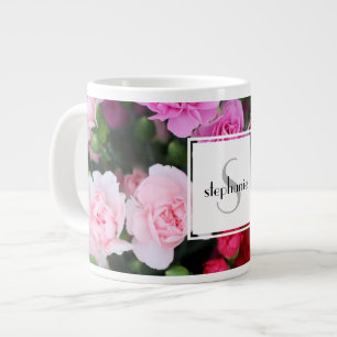 Grande Tasse Floral personnalisé, oeillet rose avec nom/initia