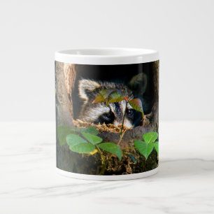 Grande Tasse Forêt Raccoon Peeking