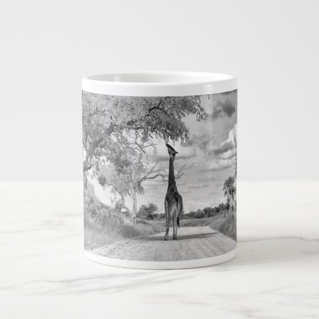 Grande Tasse Girafe sur la route (Devant)