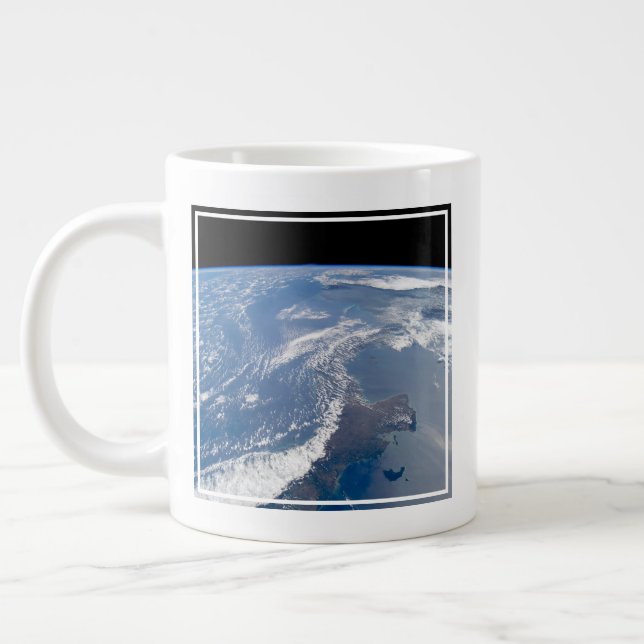 Grande Tasse Le canal de Panama. (Gauche)