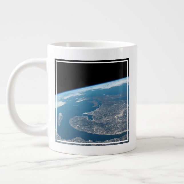 Grande Tasse Le Golfe Du Saint-Laurent Et Le Canada. (Gauche)
