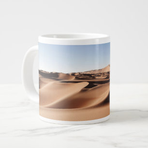 Grande Tasse Les déserts Dunes de sable des Émirats arabes un