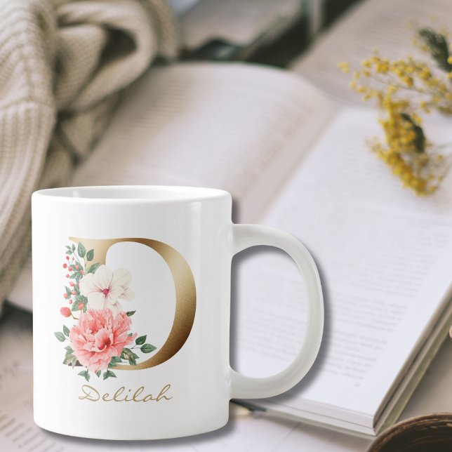 Grande Tasse Lettre D Monogramme or | Rose Blanc Vert Floral (Créateur téléchargé)