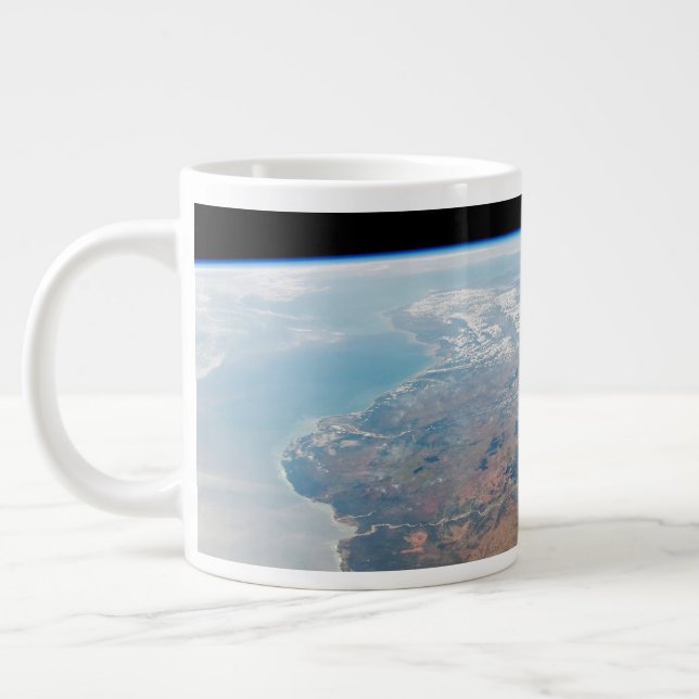Grande Tasse L'Île De Madagascar. (Gauche)