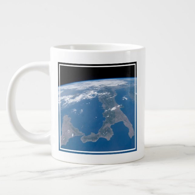 Grande Tasse L'Italie Et Sa Sicile. (Gauche)