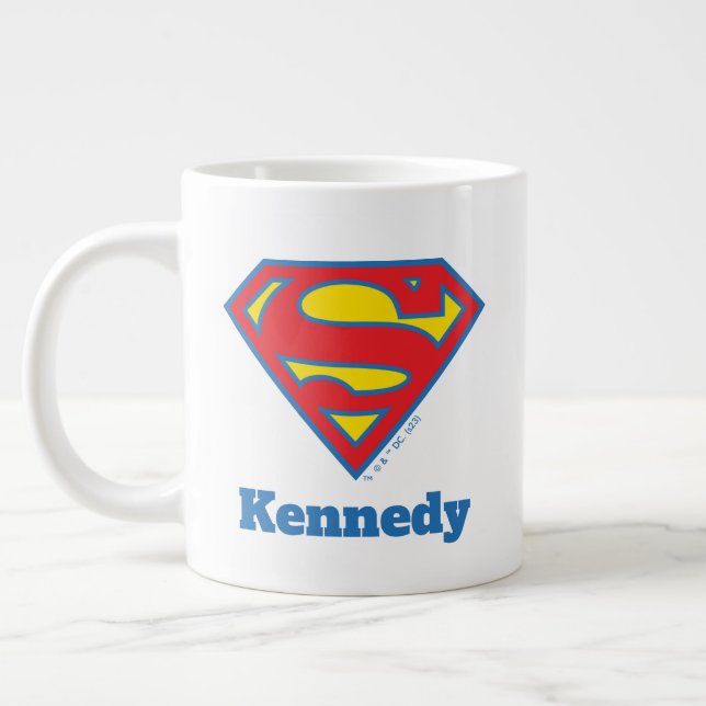 Grande Tasse Logo classique Supergirl avec fond bleu (Gauche)