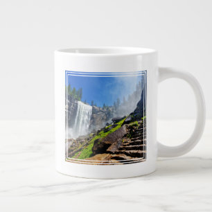 Grande Tasse Lourd Spray de Vernal  Parc national de Yosemite