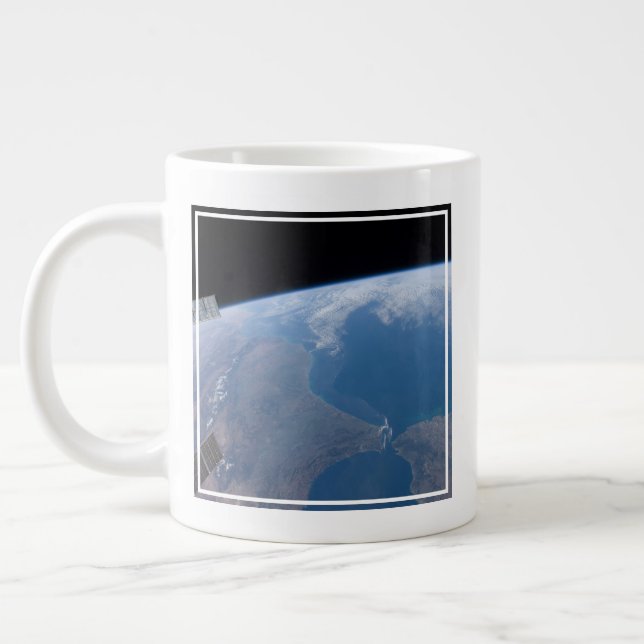 Grande Tasse Maroc Et Espagne. (Gauche)