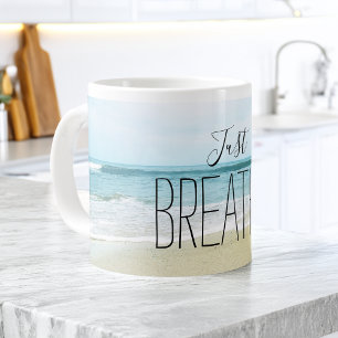 Grande Tasse Respirer simplement à la plage