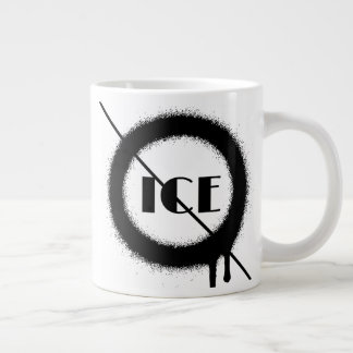 Grande Tasse s'aiment les uns les autres