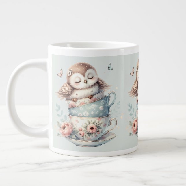 Grande Tasse Sleeping Owl in Stacked Floral Teacups (Gauche)
