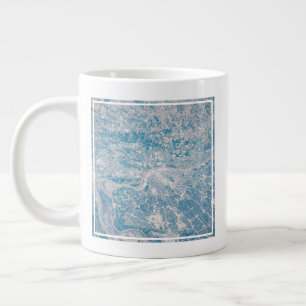 Grande Tasse St. Louis, Missouri Le Long Du Mississippi.