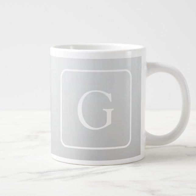 Grande Tasse Subtil Gray Gradient Nom de famille Monogramme (Droite)