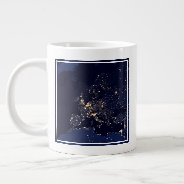 Grande Tasse Ville Éclairante Dans Plusieurs Villes Européennes (Gauche)