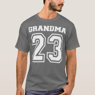 Grandma 2023 for pregnancy announcement T-Shirt