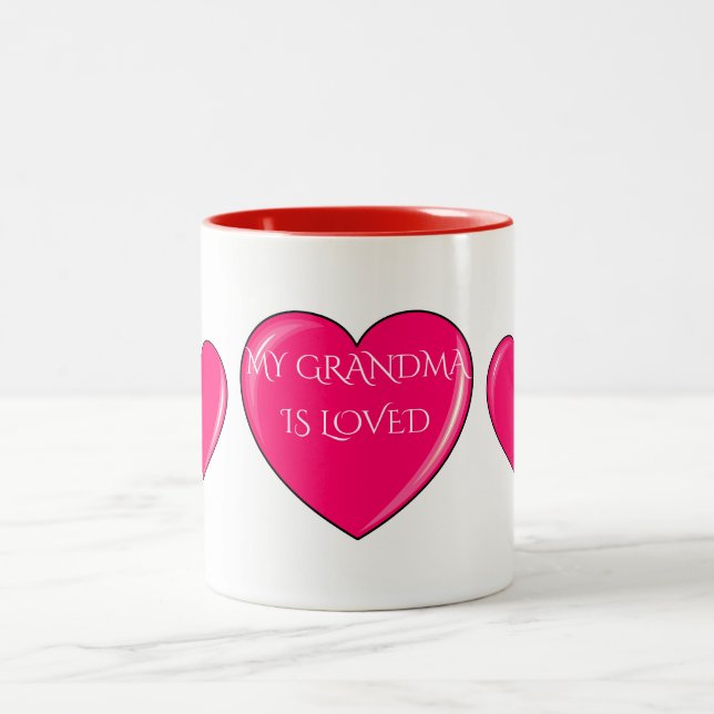 GRANDMA avec coeur rose café ou tasse à thé. (Centre)