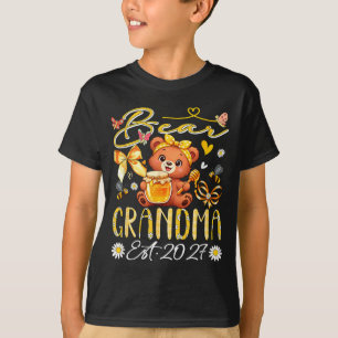Grandma Est 2027 Floral Bow Tie Mothers Day Bear T-Shirt