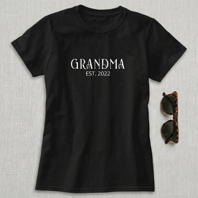 Grandma Established Gift T-Shirt (Creator Uploaded)
