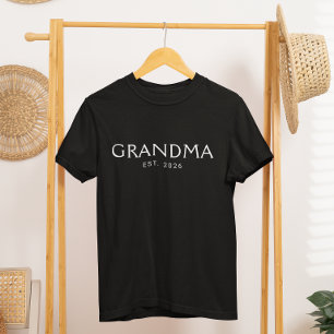 Grandma Established New Grandmother Gift T-Shirt