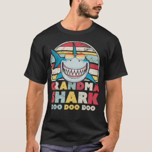 Grandma Shark Gift For Nan T-Shirt