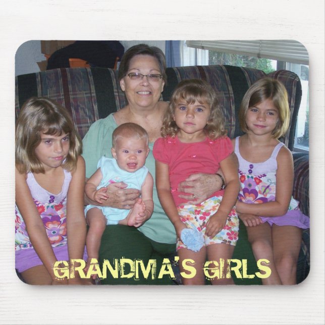 GRANDMA'S GIRLS MOUSE PAD (Front)