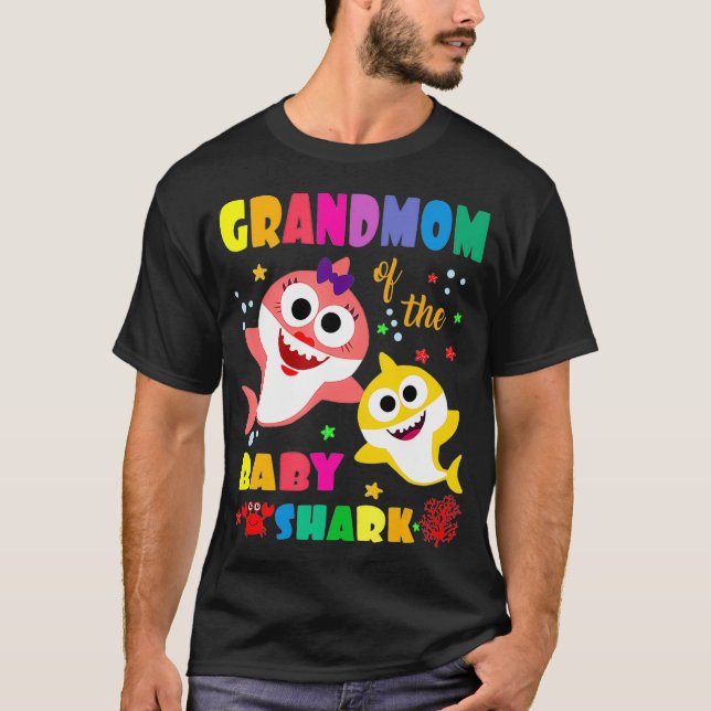 Grandmom Of The Baby Shark Birthday Grandmom Shark T-Shirt (Front)