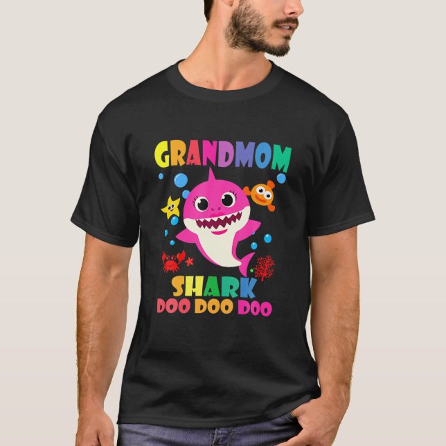 Grandmom Shark Doo Doo Funny Baby Mommy Daddy Kids T-Shirt (Front)