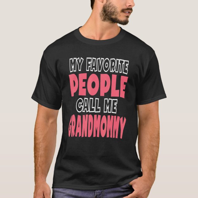 Grandmommy T-Shirt (Front)