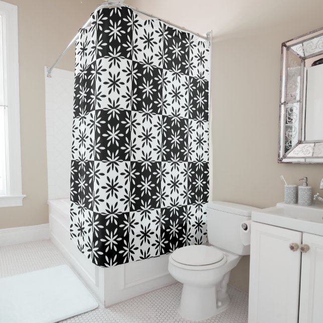 Graphic Black and White Geometric Flower Pattern (In Situ)