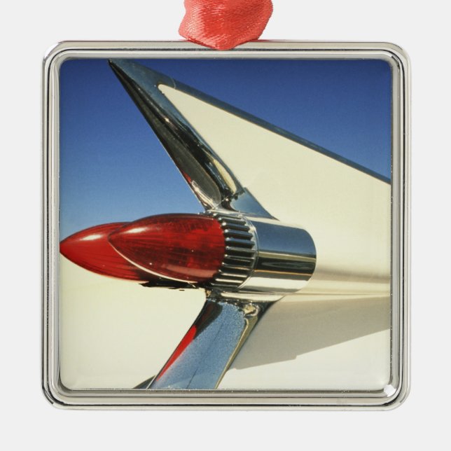 Graphic: Close-up of fin and taillight on Metal Ornament (Front)