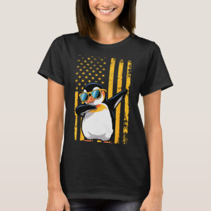 Graphic Penguin Retro American Flag Funny Penguin T-Shirt