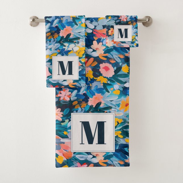 Gras rose et bleu Abstrait Floral Monogrammé (En situation)