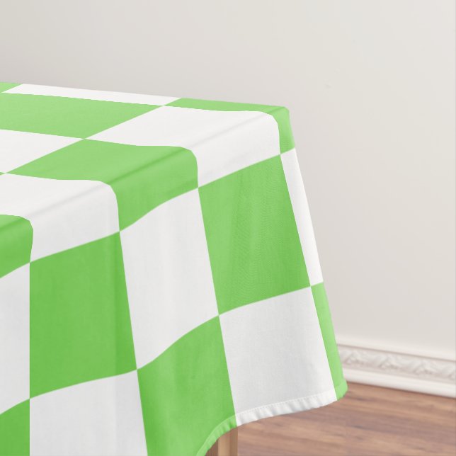 Grass green chequered  tablecloth (In Situ)
