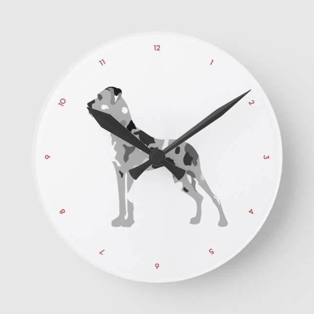 Grautiger Doggensilhouette Round Clock (Front)
