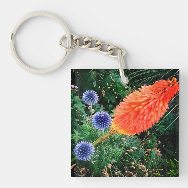 Gray and orange flowers keychain (Front)
