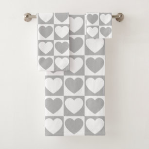 Gray and White Checkered Pattern With Hearts Bath Towel Set