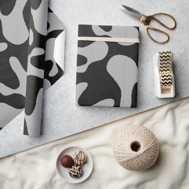 gray camouflage pattern wrapping paper (Crafts)
