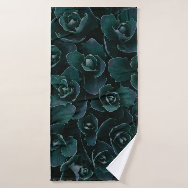 GRAY PETAL FLOWER IN BLOOM BATH TOWEL (Bath Towel)