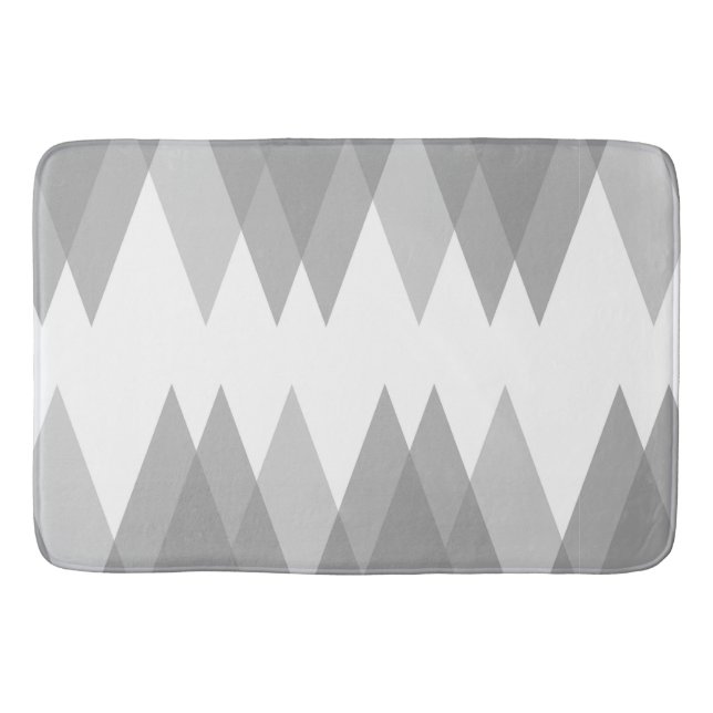Gray triangles bath mat (Front)